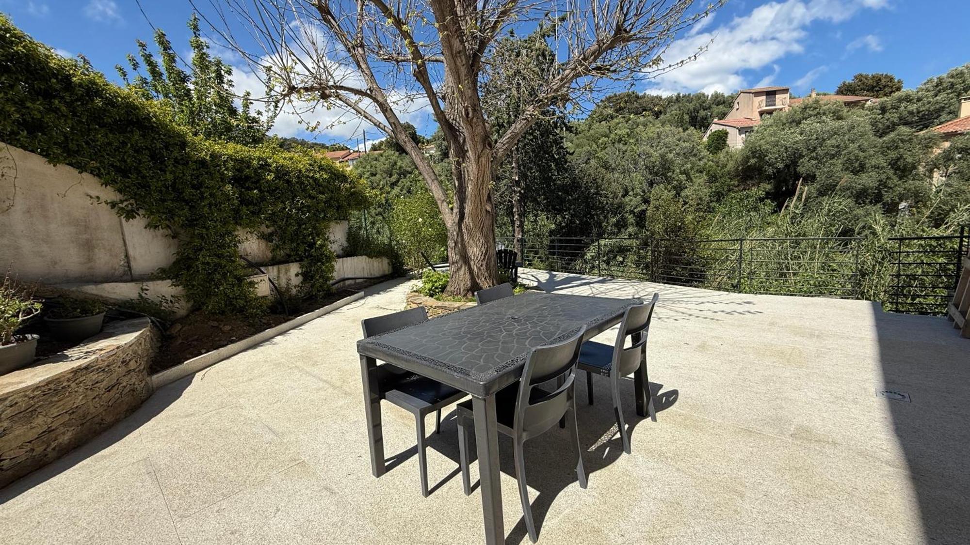 A Casa Corbaia 40 M2, Jardin Prive, Parking, Proche Centre Et 40 M2, Private Garden Parking Near Town Center And Sea Port And Airport Apartment Bastia (Corsica)